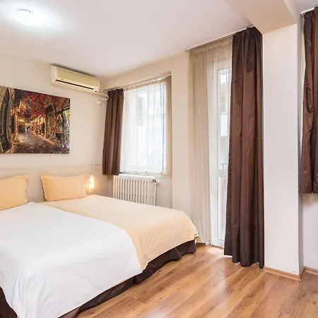 Family Madrid * Szófia