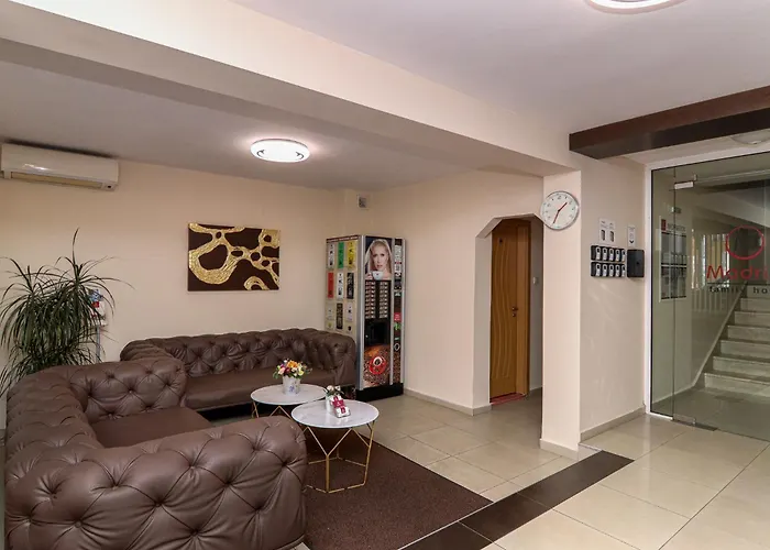 מלון Family Madrid