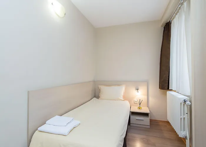 Family Madrid * 索菲亞