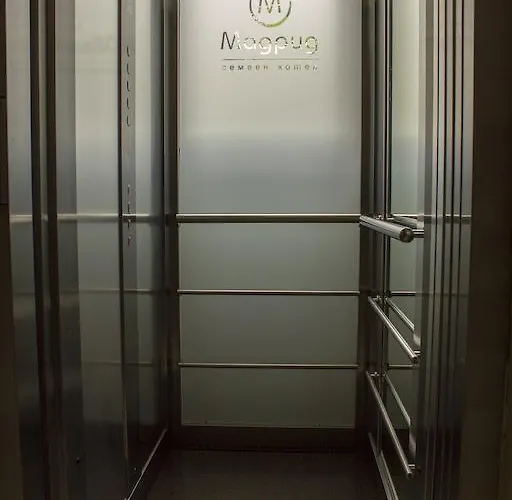 Family Madrid Hotel *